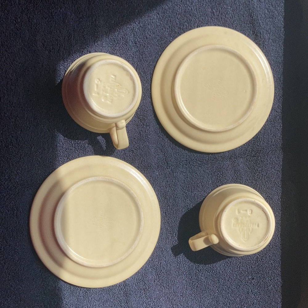 Relisted PFALTZGRAFF Vintage 2 mugs 2 small plates - Picture 9 of 12